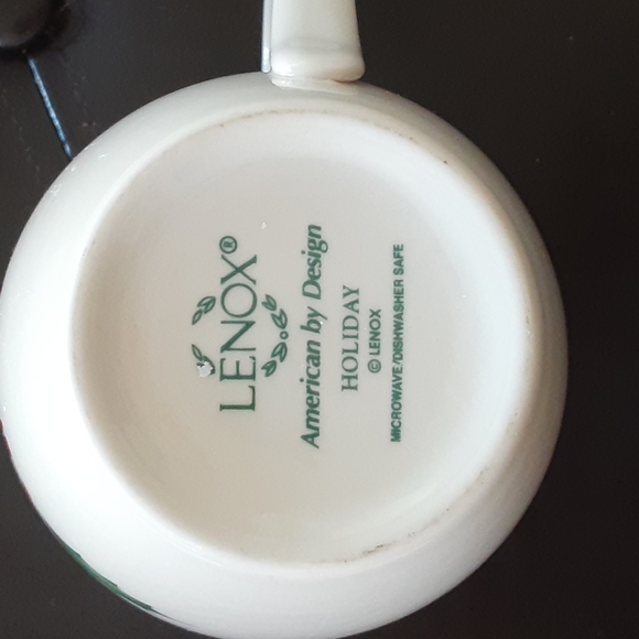 Lenox Home for The Holidays Mr & Mrs Mug Set Ivory - Picture 2 of 3